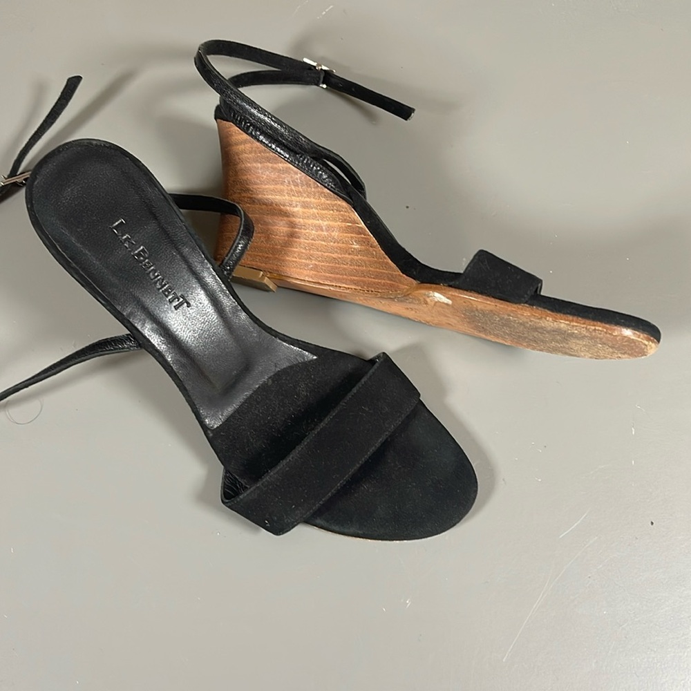 LK BENNETT BLACK SUEDE ANKLE STRAP WEDGE 36